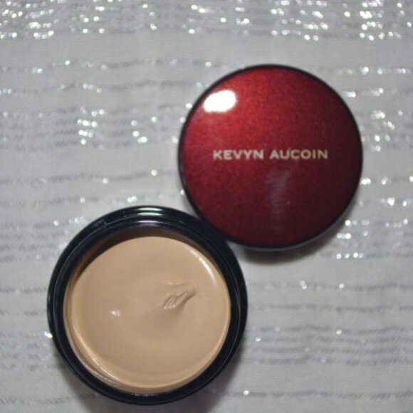 I'm Looking For Kevyn Aucoin Sensual Skin Enhancer SX03 - Picture 1 of 1